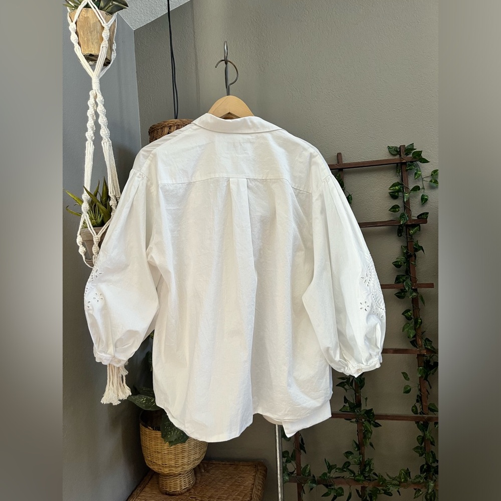 Weekend MaxMara Oversized V Neck Eyelet Wrap Puff Sleeve Blouse Top - Picture 10 of 11